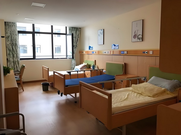 深圳市本科落户_《你行！你上！》与姜文电影：“登味”的衰落 姜文电影登认知症专护区属照