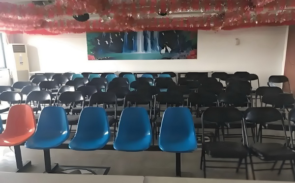 　　以上这些因素，致使当前的VR产业虚火更多一些，以致于很多投资机构与媒体都在唱衰。_明星梦可以有，但不能是因为不想上学 网都想互联切入快速